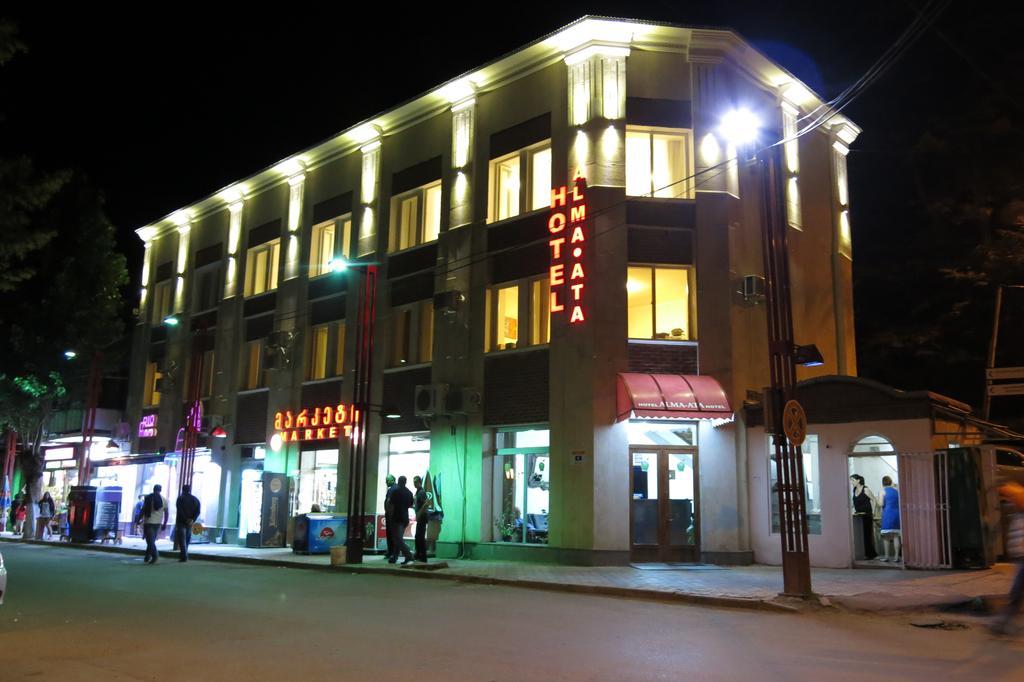 Alma-Ata Hotel Borjomi Luaran gambar