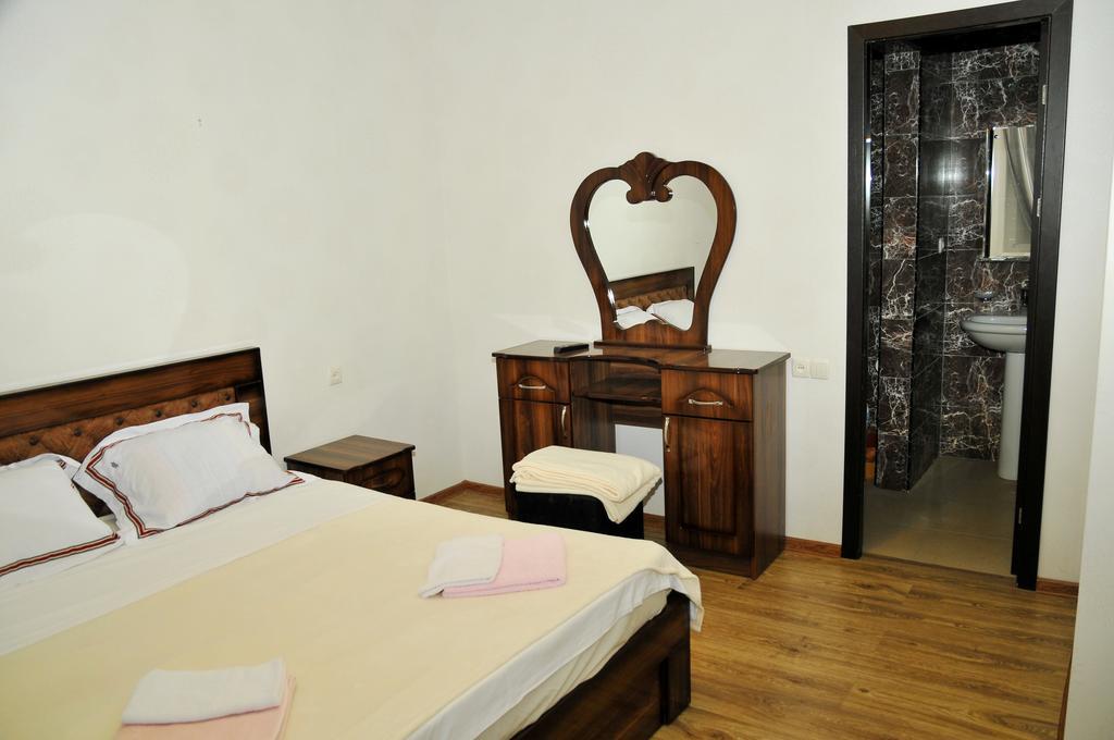 Alma-Ata Hotel Borjomi Bilik gambar